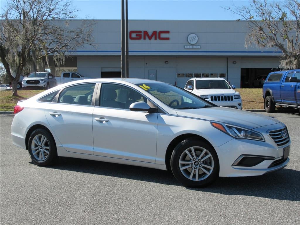 2016 Hyundai SONATA SE