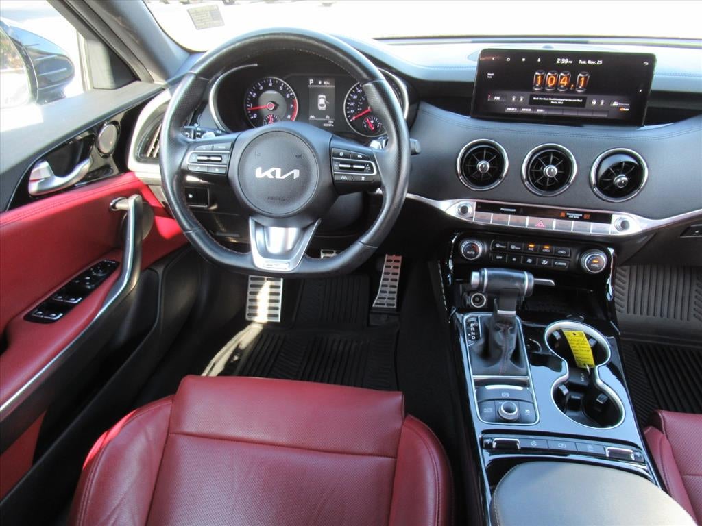 2023 Kia Stinger GT-Line