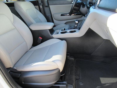 2022 Kia Sportage EX